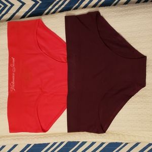 2 Victorias Secret panties